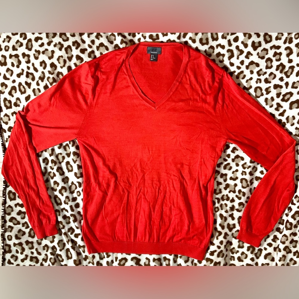 H&M orange v neck long sleeve light sweater
